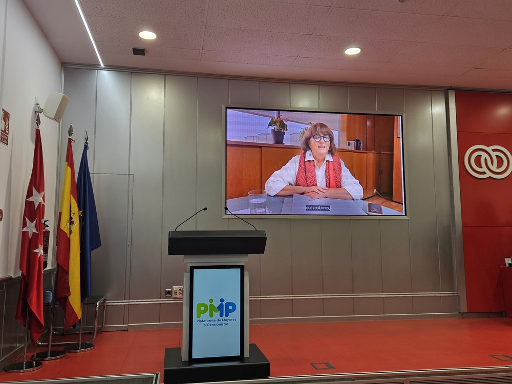Mayte Sancho, directora general del Imserso agradeció el premio por videoconferencia.